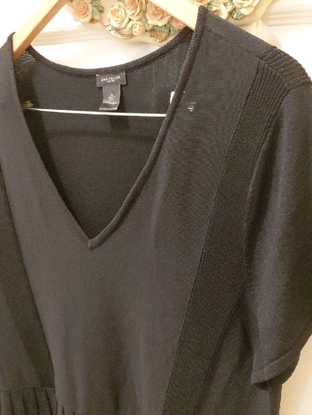 Ann Taylor Black V-Neck Short-Sleeve Mini Dress